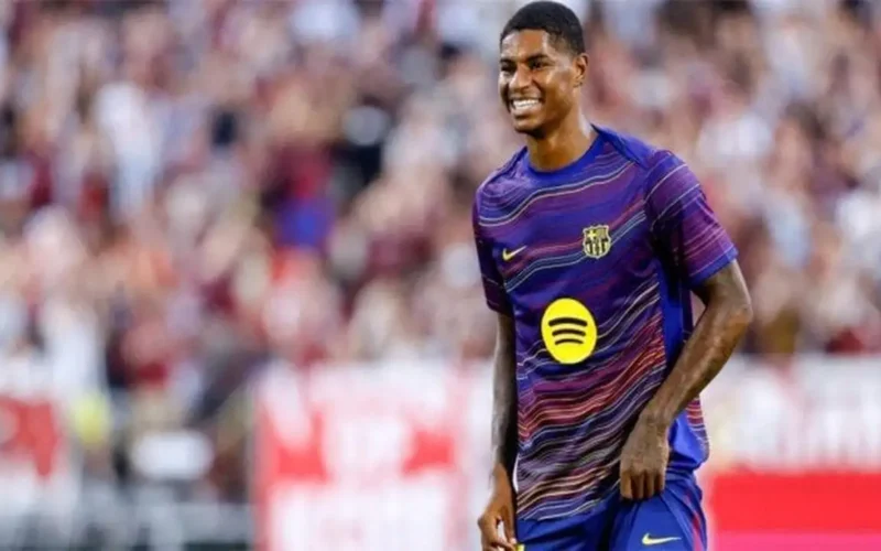 أزمة المقابل المادي.. مانشستر يونايتد يهدد انتقال ماركوس راشفورد إلى برشلونة الصيف المقبل